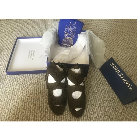 Aquazzura Sexy Fringe Sandals in Moss Green - Picture 5 of 6